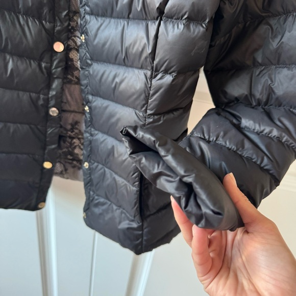 Twin-Set Women's Black Puffer Jacket. Small - Picture 10 of 11